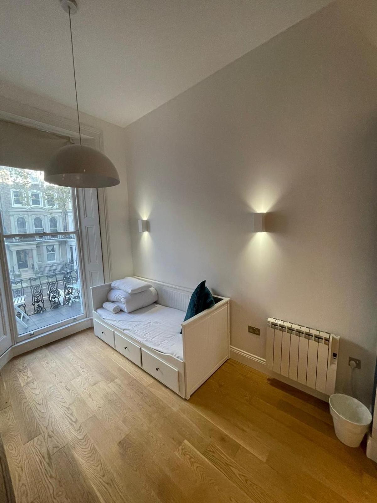 The Chapter- Knightsbridge Suites Лондон Экстерьер фото
