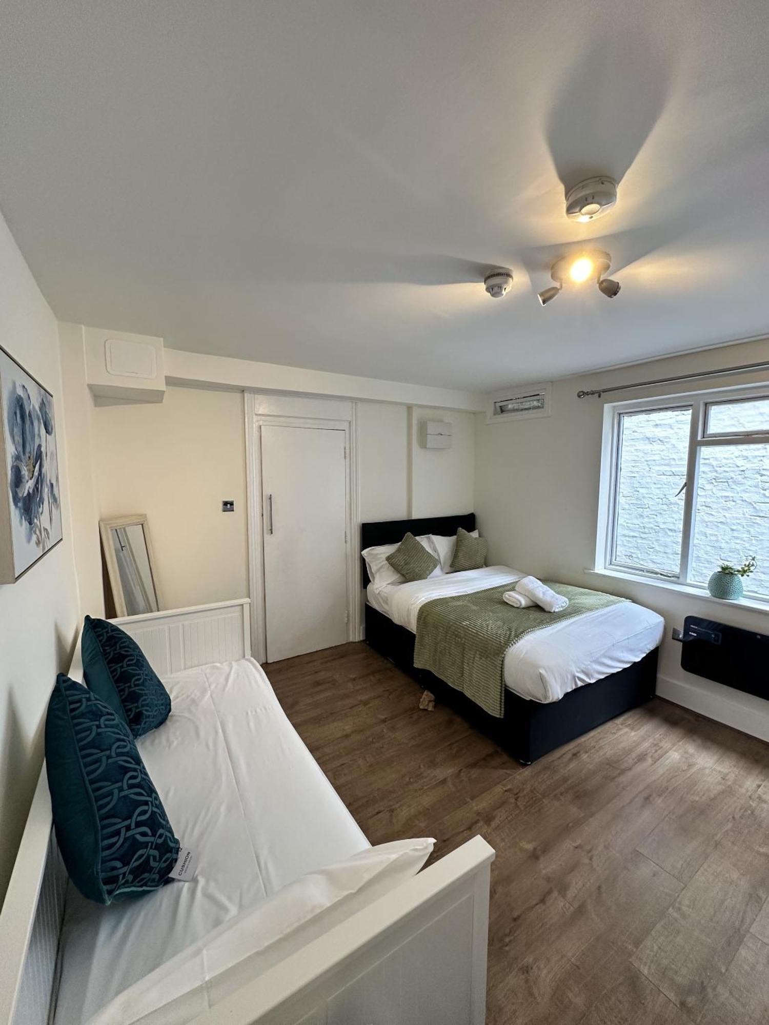 The Chapter- Knightsbridge Suites Лондон Экстерьер фото